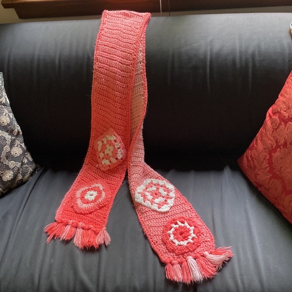 Hand knitted orange, scarf. Beautiful colors! - Picture 5 of 7